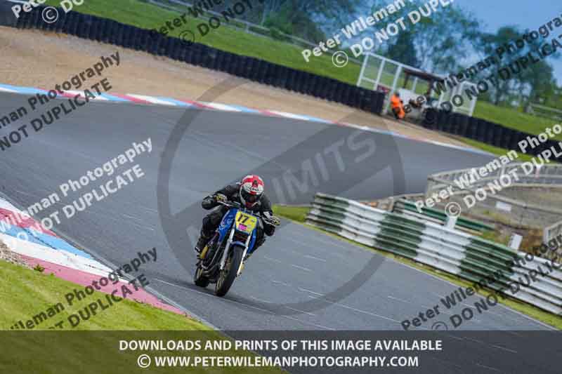 enduro digital images;event digital images;eventdigitalimages;mallory park;mallory park photographs;mallory park trackday;mallory park trackday photographs;no limits trackdays;peter wileman photography;racing digital images;trackday digital images;trackday photos